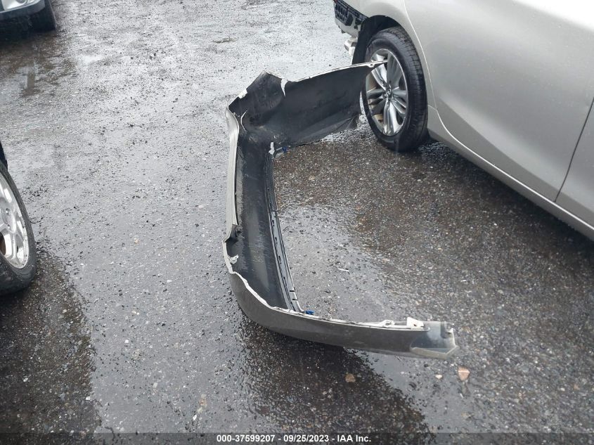 2015 TOYOTA CAMRY LE/XLE/SE/XSE - 4T1BF1FK4FU486573