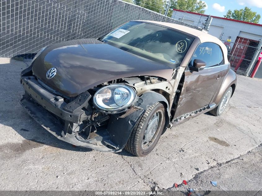 2013 VOLKSWAGEN BEETLE CONVERTIBLE 2.5L W/TECH 3VW5X7AT3DM825081