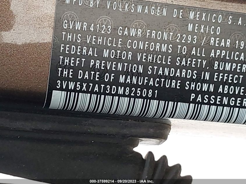 2013 VOLKSWAGEN BEETLE CONVERTIBLE 2.5L W/TECH 3VW5X7AT3DM825081