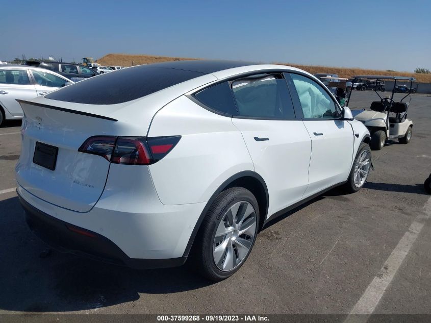 2022 TESLA MODEL Y - 7SAYGDEE9NF353990