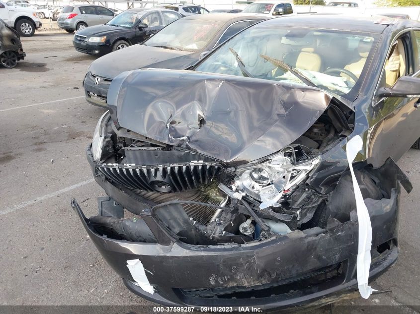 2013 BUICK LACROSSE LEATHER - 1G4GC5E30DF258992