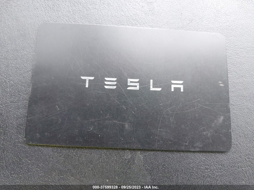VIN 5YJ3E1EB6JF130401 2018 TESLA MODEL 3