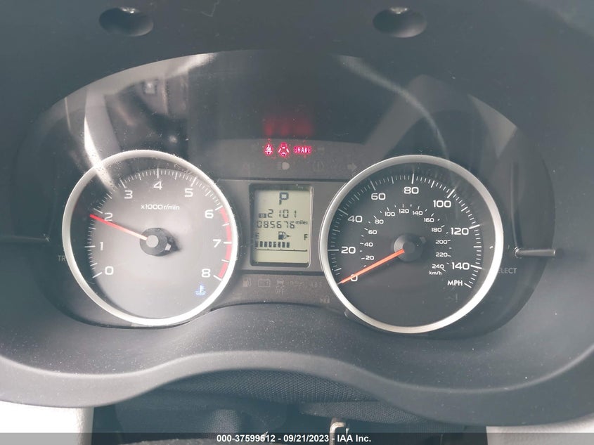 VIN JF2SJAAC1JH586068 2018 SUBARU FORESTER