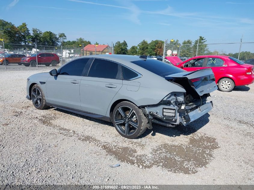 1HGCY2F54PA005180 Honda Accord Hybrid SPORT 3