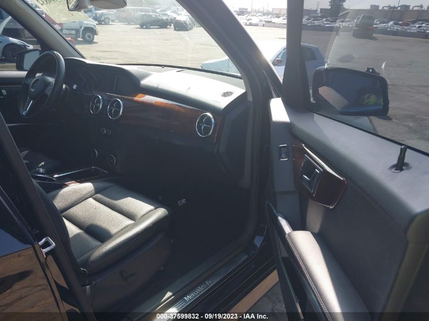 2013 MERCEDES-BENZ GLK-CLASS GLK 350 - WDCGG5HB3DG051061