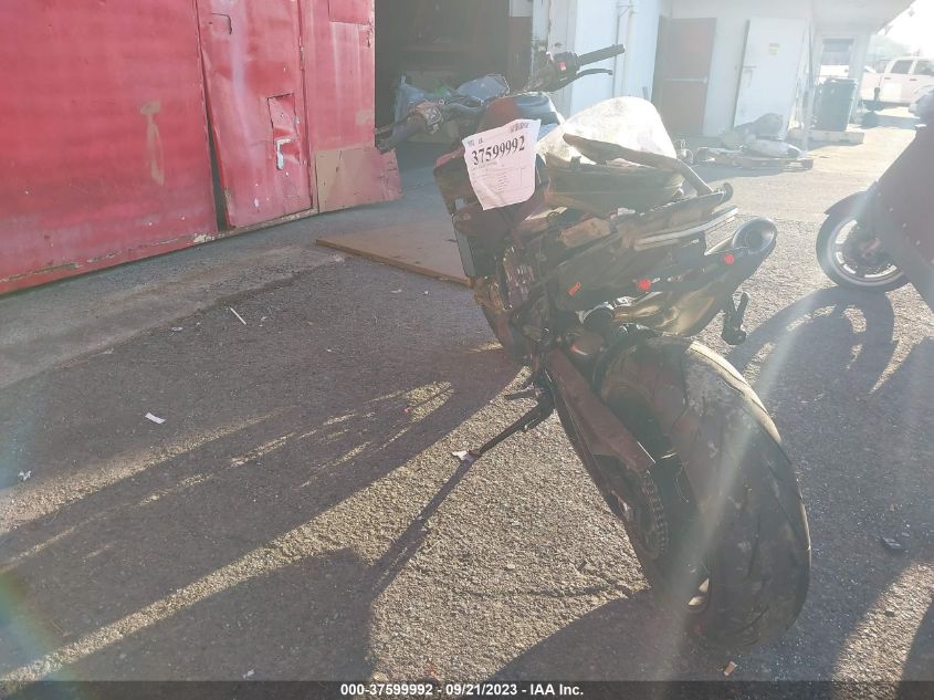 2021 KTM 890 DUKE R VBKTU9406MM812142