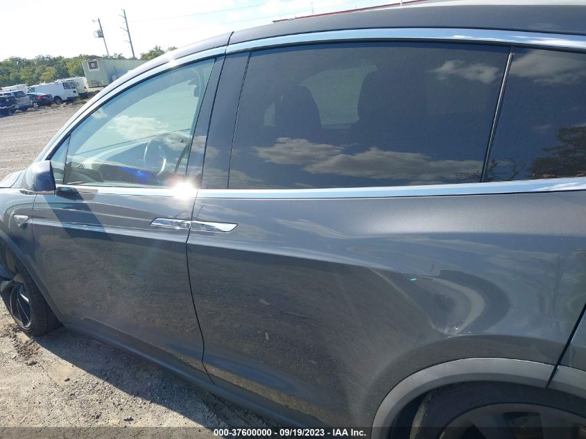 2016 TESLA MODEL X - 5YJXCBE49GF003133