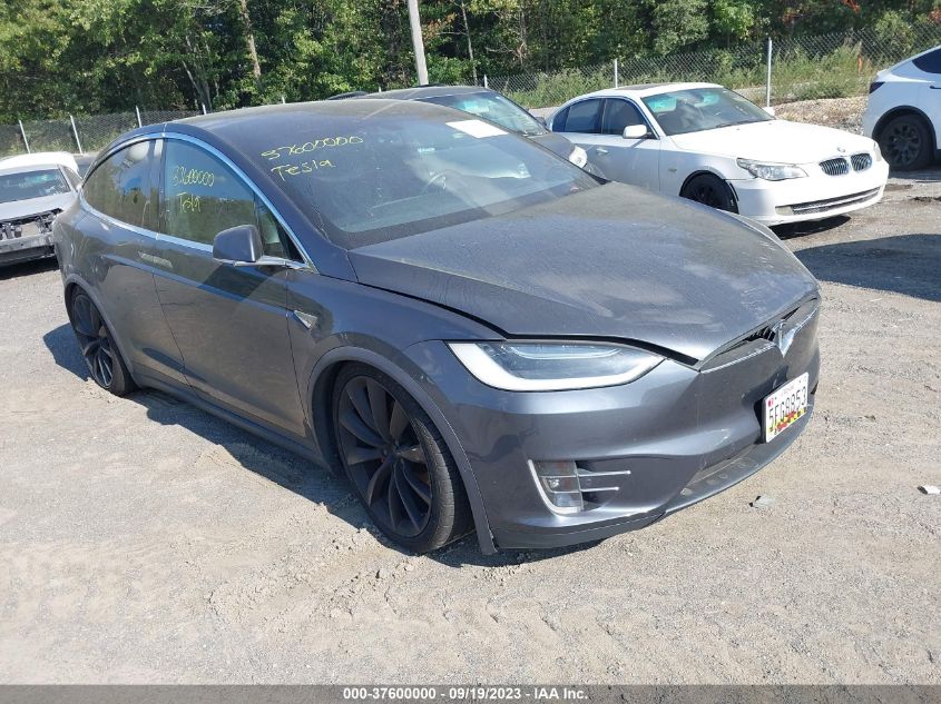 2016 TESLA MODEL X - 5YJXCBE49GF003133