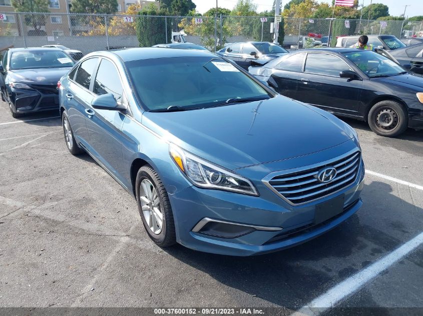 2016 HYUNDAI SONATA 2.4L SE - 5NPE24AF1GH376908