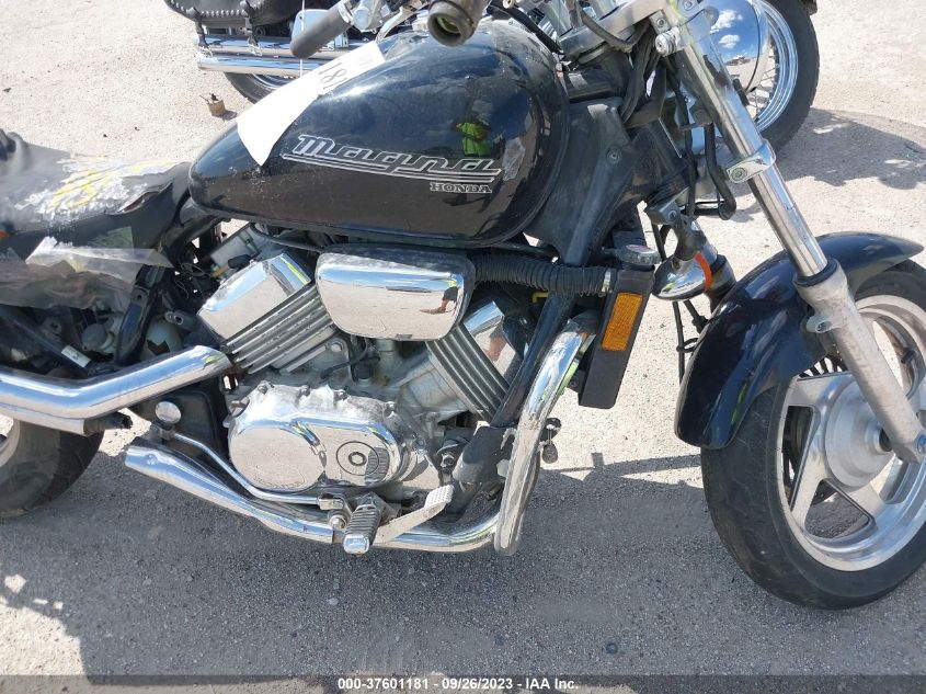 2002 HONDA VF750 C JH2RC43062M800290