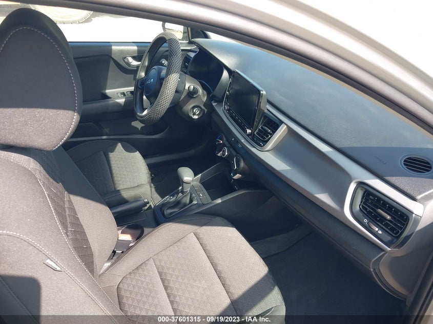 VIN 3KPA24AD2NE438136 2022 KIA RIO LX/S