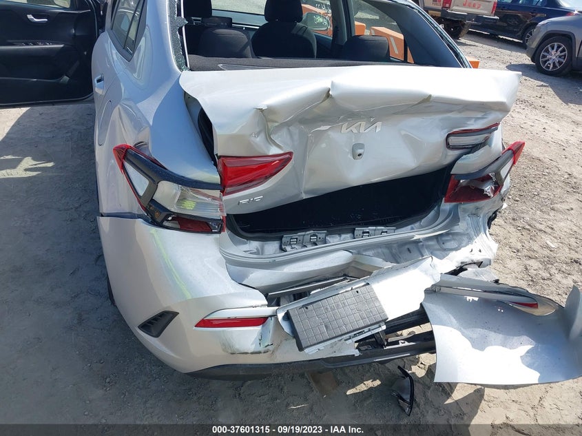 VIN 3KPA24AD2NE438136 2022 KIA RIO LX/S