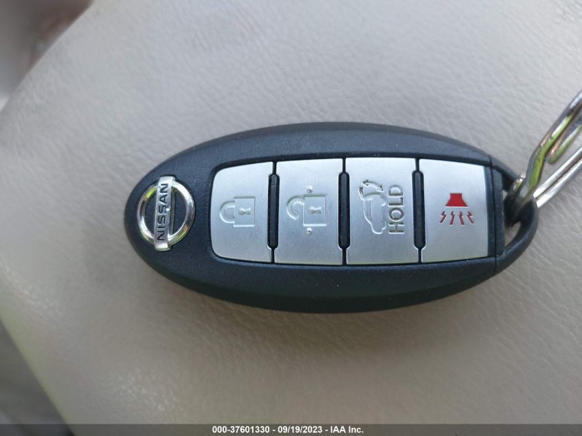 2015 NISSAN ROGUE SL - 5N1AT2MT3FC782051