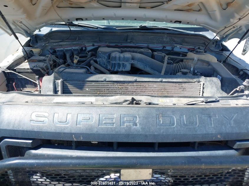 2015 FORD SUPER DUTY F-250 SRW LARIAT/PLATINUM - 1FT7W2B67FEA16458