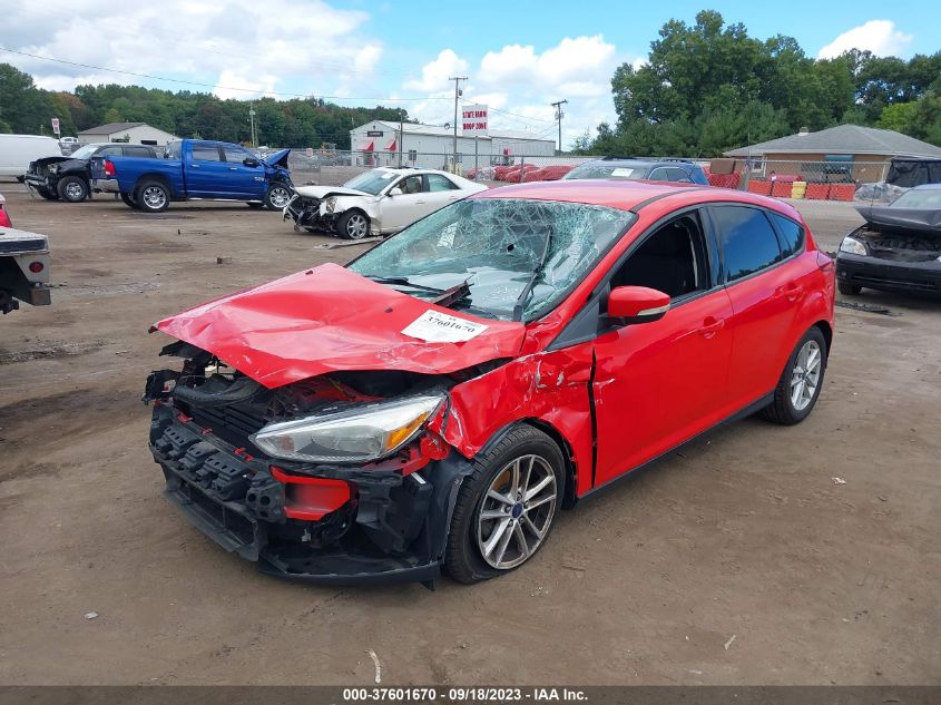 2015 FORD FOCUS SE - 1FADP3K2XFL277314