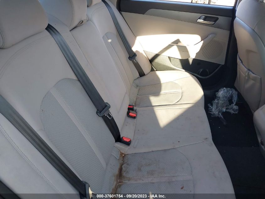 2015 HYUNDAI SONATA 2.4L SE - 5NPE24AF2FH228541