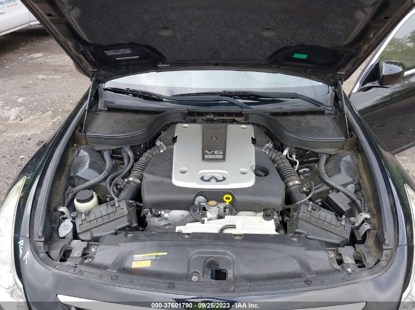 2015 INFINITI Q40 JN1CV6AR1FM521313