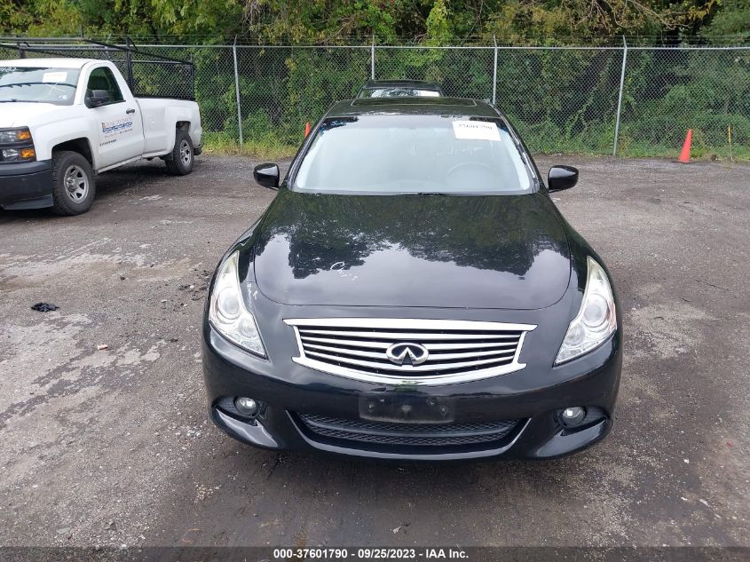 2015 INFINITI Q40 JN1CV6AR1FM521313