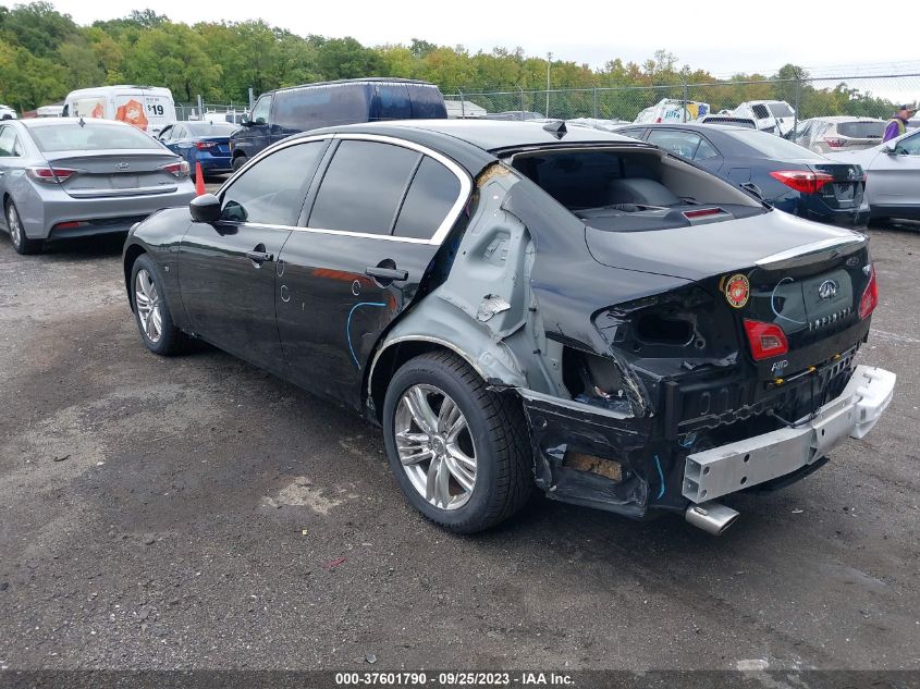 2015 INFINITI Q40 JN1CV6AR1FM521313