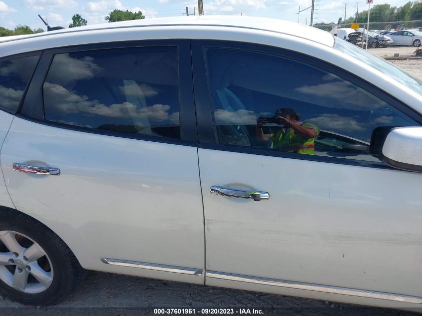 2013 NISSAN ROGUE S - JN8AS5MT4DW530429