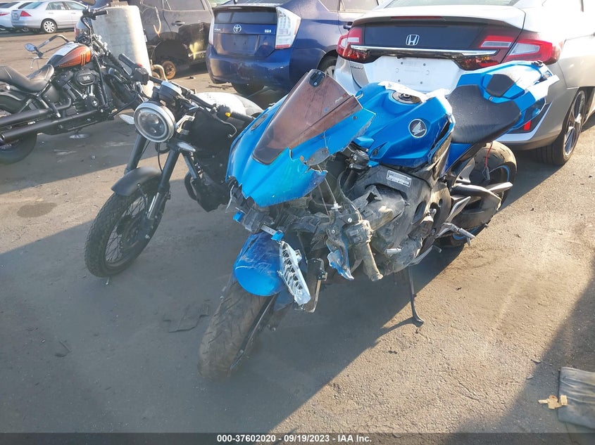 VIN JH2SC7718JK100531 2018 HONDA CBR1000 RR