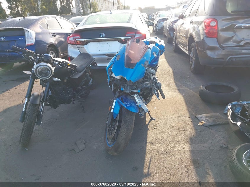 VIN JH2SC7718JK100531 2018 HONDA CBR1000 RR
