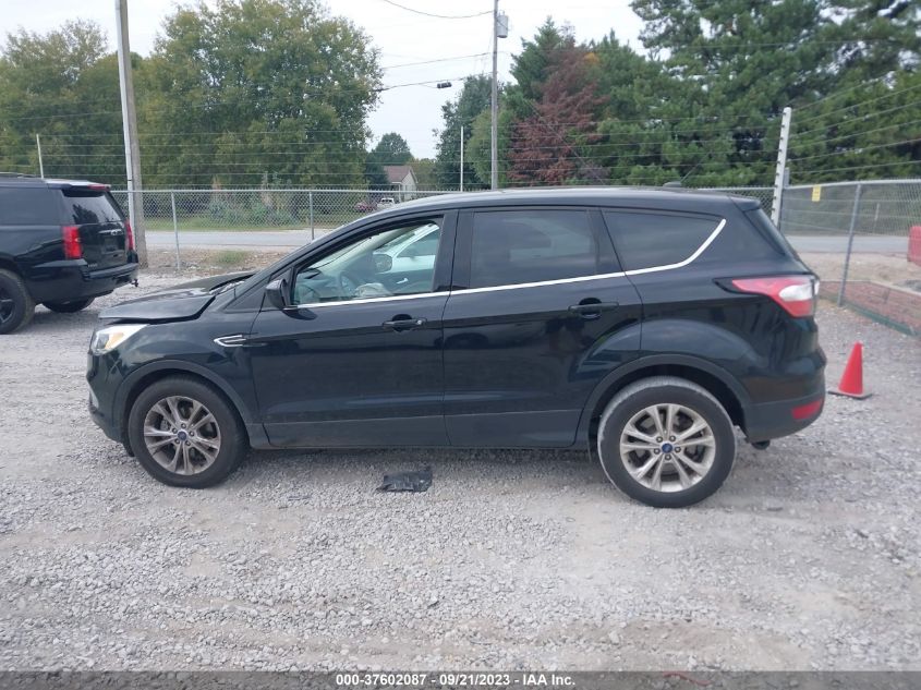 2017 FORD ESCAPE SE - 1FMCU0GD4HUD34641