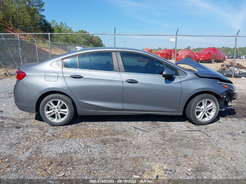 2018 CHEVROLET CRUZE LT - 1G1BE5SM5J7155264