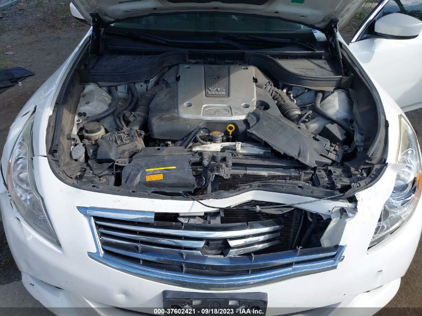 2015 INFINITI Q40 JN1CV6AR0FM650501