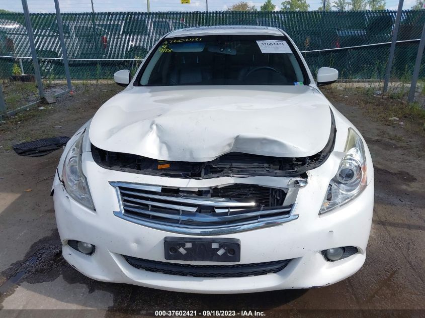 2015 INFINITI Q40 JN1CV6AR0FM650501