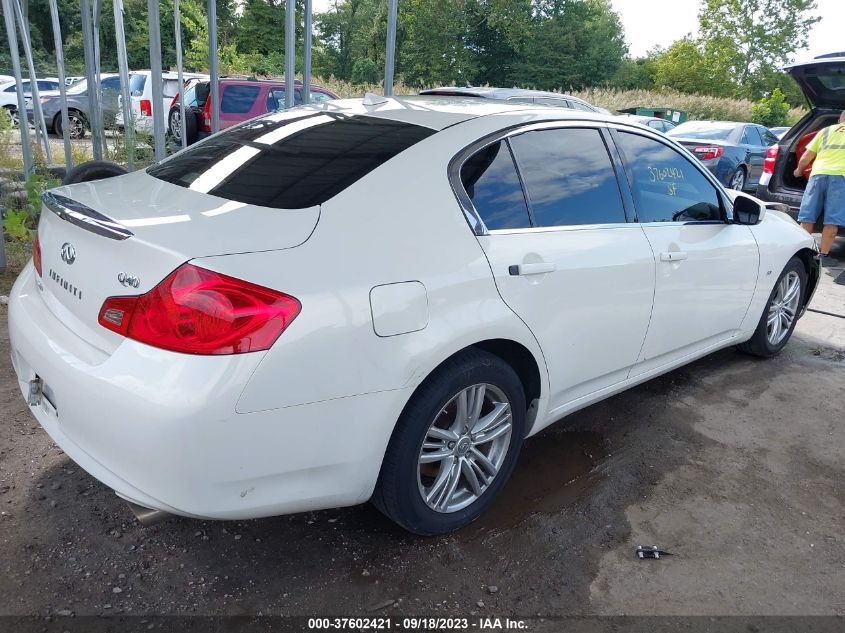 2015 INFINITI Q40 JN1CV6AR0FM650501