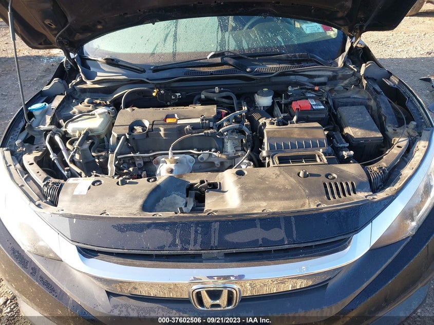 VIN 19XFC2F55JE203698 2018 HONDA CIVIC SEDAN LX