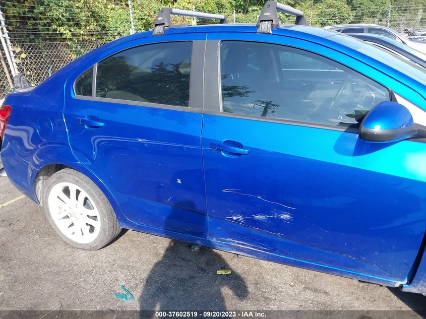 VIN 1G1JB5SB1L4142373 2020 CHEVROLET SONIC LS