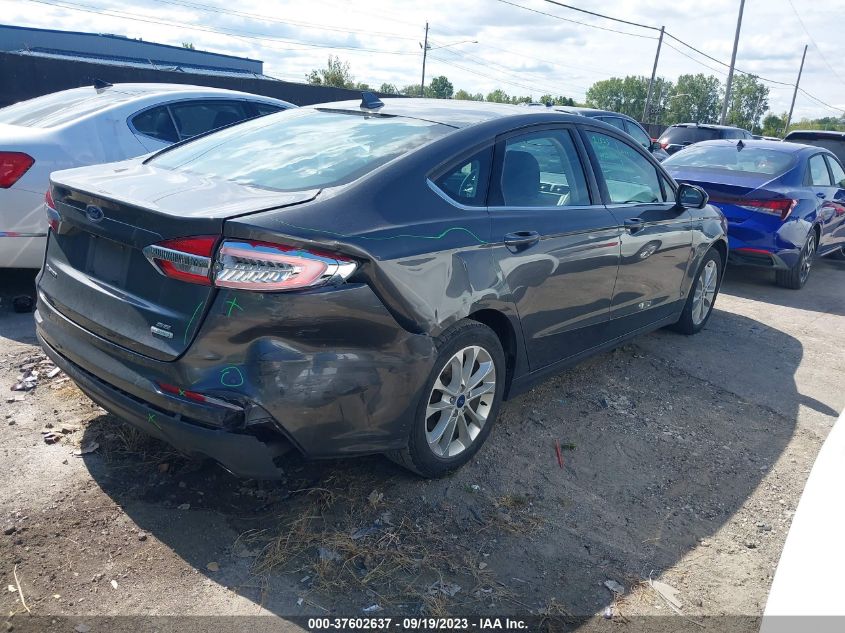 2019 FORD FUSION SE - 3FA6P0HD0KR248433