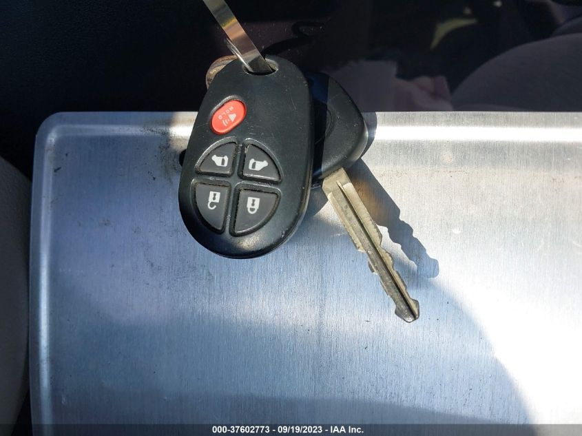 2017 TOYOTA SIENNA LE - 5TDKZ3DC4HS771722