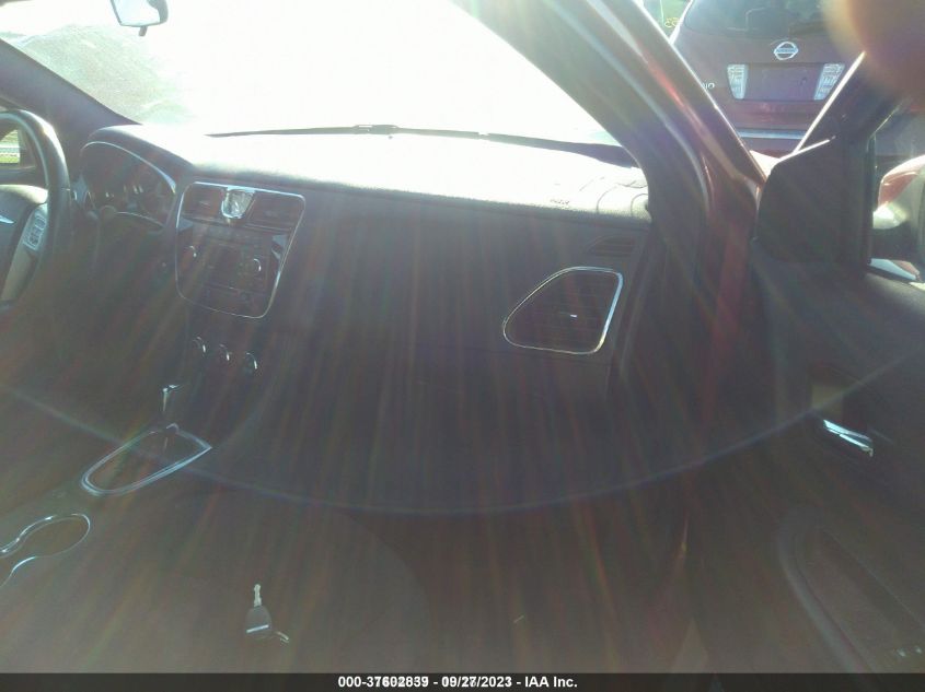 2014 CHRYSLER 200 TOURING - 1C3CCBBB9EN118111