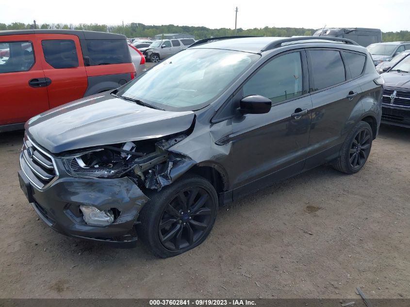 2017 FORD ESCAPE SE - 1FMCU0GD5HUE80899