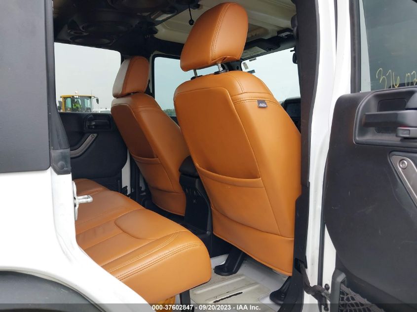 2017 JEEP WRANGLER UNLIMITED SPORT - 1C4BJWDG3HL704672