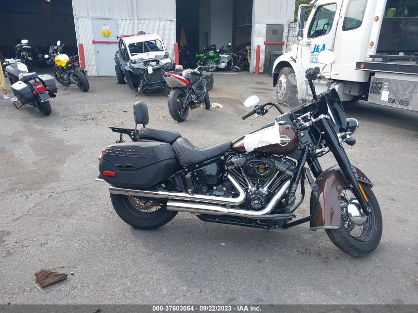 2019 HARLEY-DAVIDSON FLHCS 1HD1YBK26KB056506