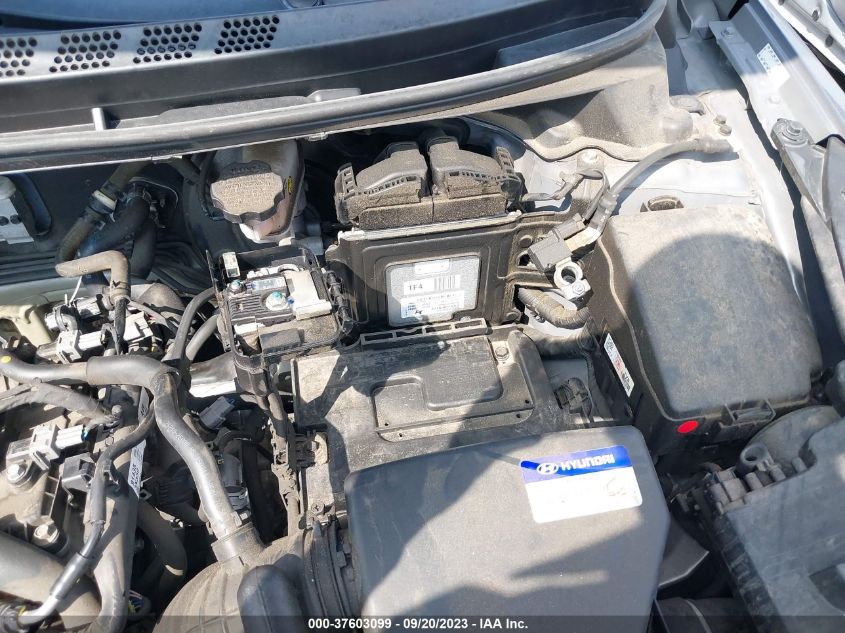 2016 HYUNDAI ELANTRA SE - KMHDH4AE1GU483380