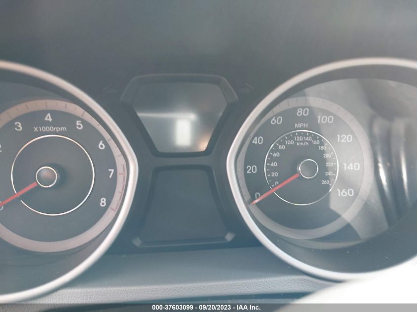 2016 HYUNDAI ELANTRA SE - KMHDH4AE1GU483380