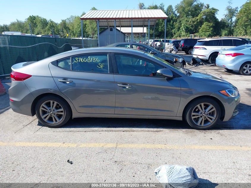 VIN 5NPD84LF3JH327739 2018 HYUNDAI ELANTRA SEL