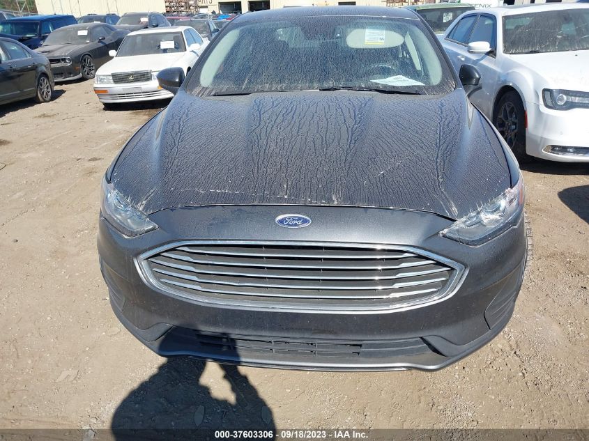 3FA6P0HD3LR164723 Ford Fusion SE 12