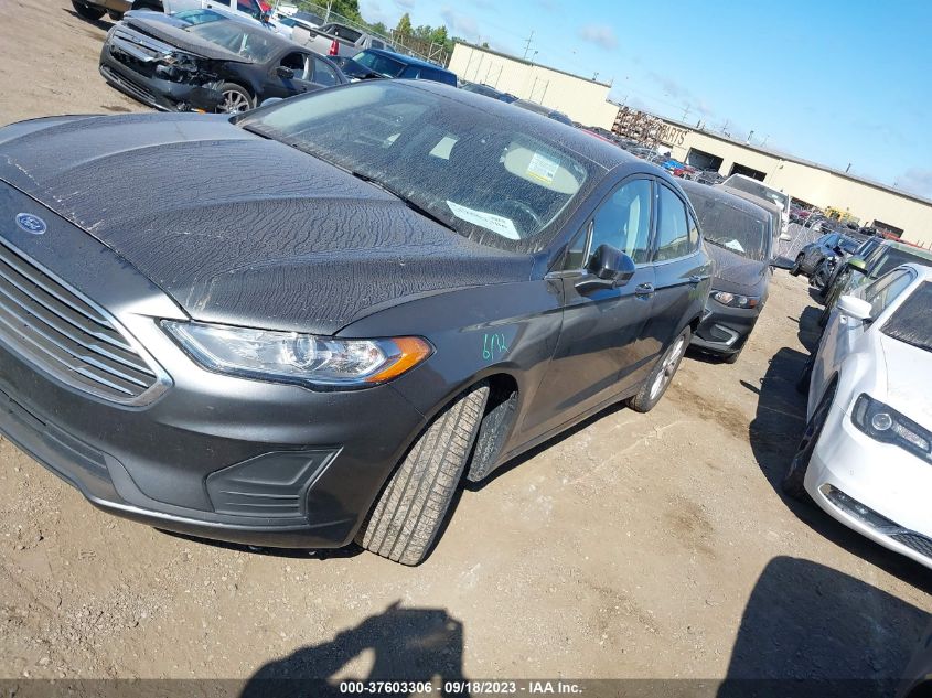 3FA6P0HD3LR164723 Ford Fusion SE 2