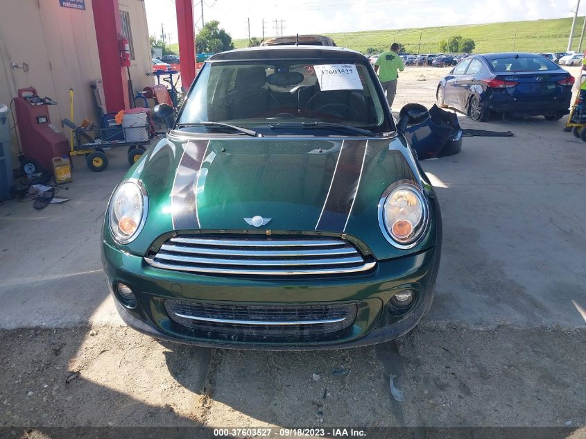 2013 MINI COOPER HARDTOP WMWSU3C56DT692479