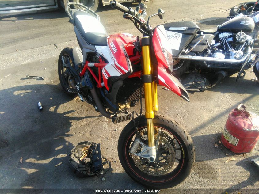2016 DUCATI HYPERMOTARD 939 - ZDM1YBJS4GB012244