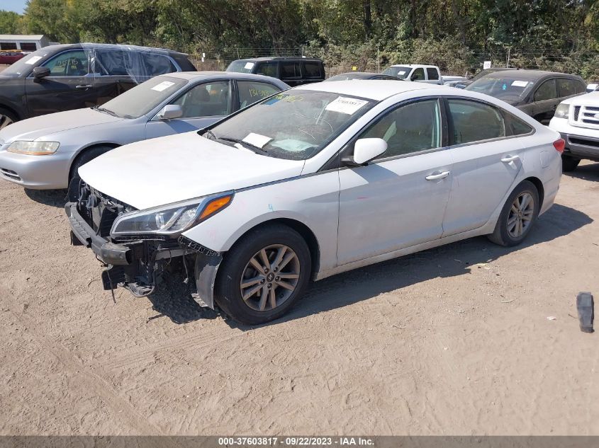 2015 HYUNDAI SONATA 2.4L SE - 5NPE24AF0FH073567