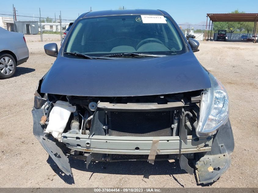 2017 NISSAN VERSA SEDAN S - 3N1CN7AP7HL812657
