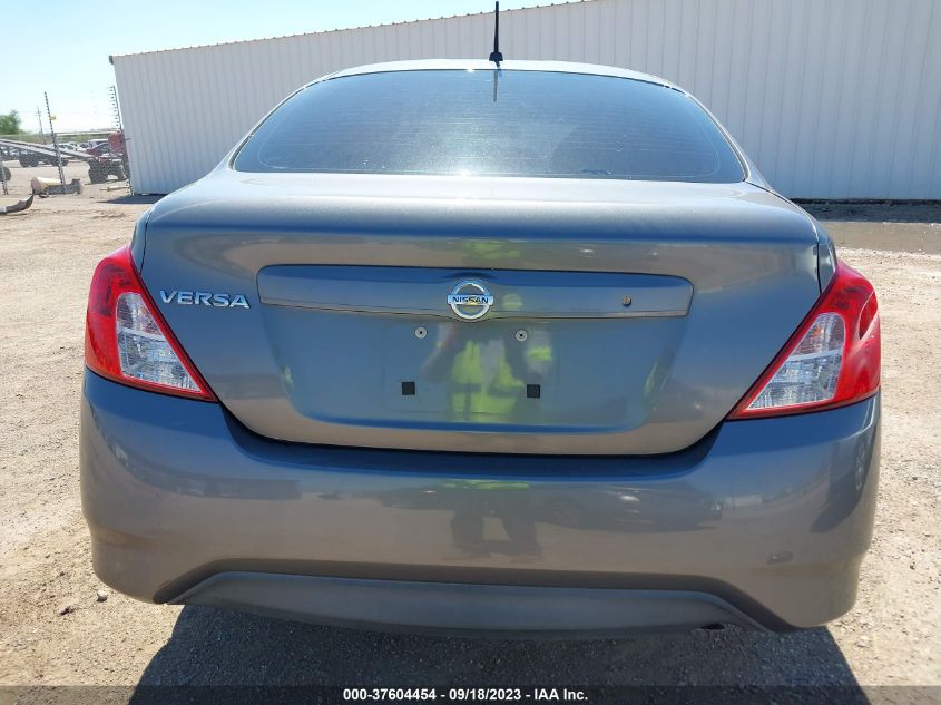 2017 NISSAN VERSA SEDAN S - 3N1CN7AP7HL812657