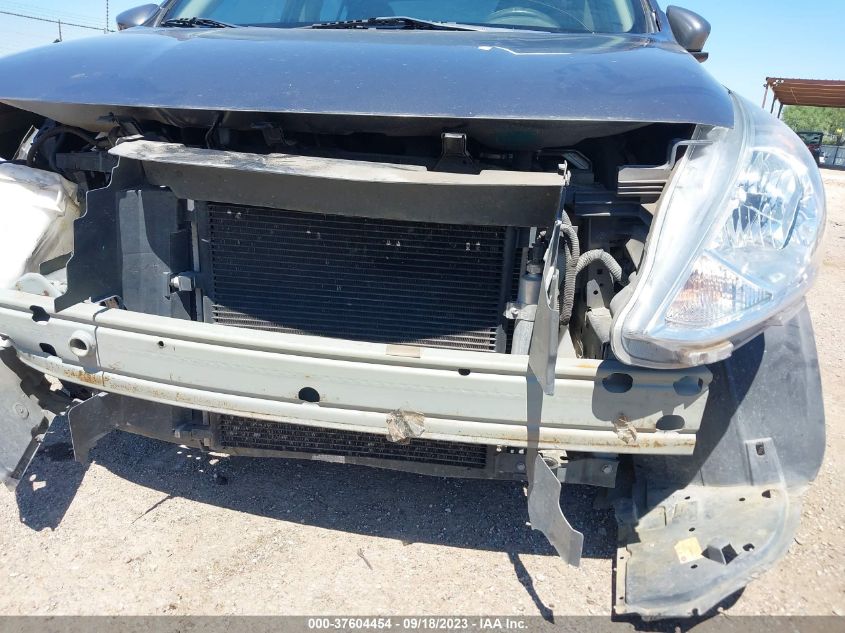 2017 NISSAN VERSA SEDAN S - 3N1CN7AP7HL812657